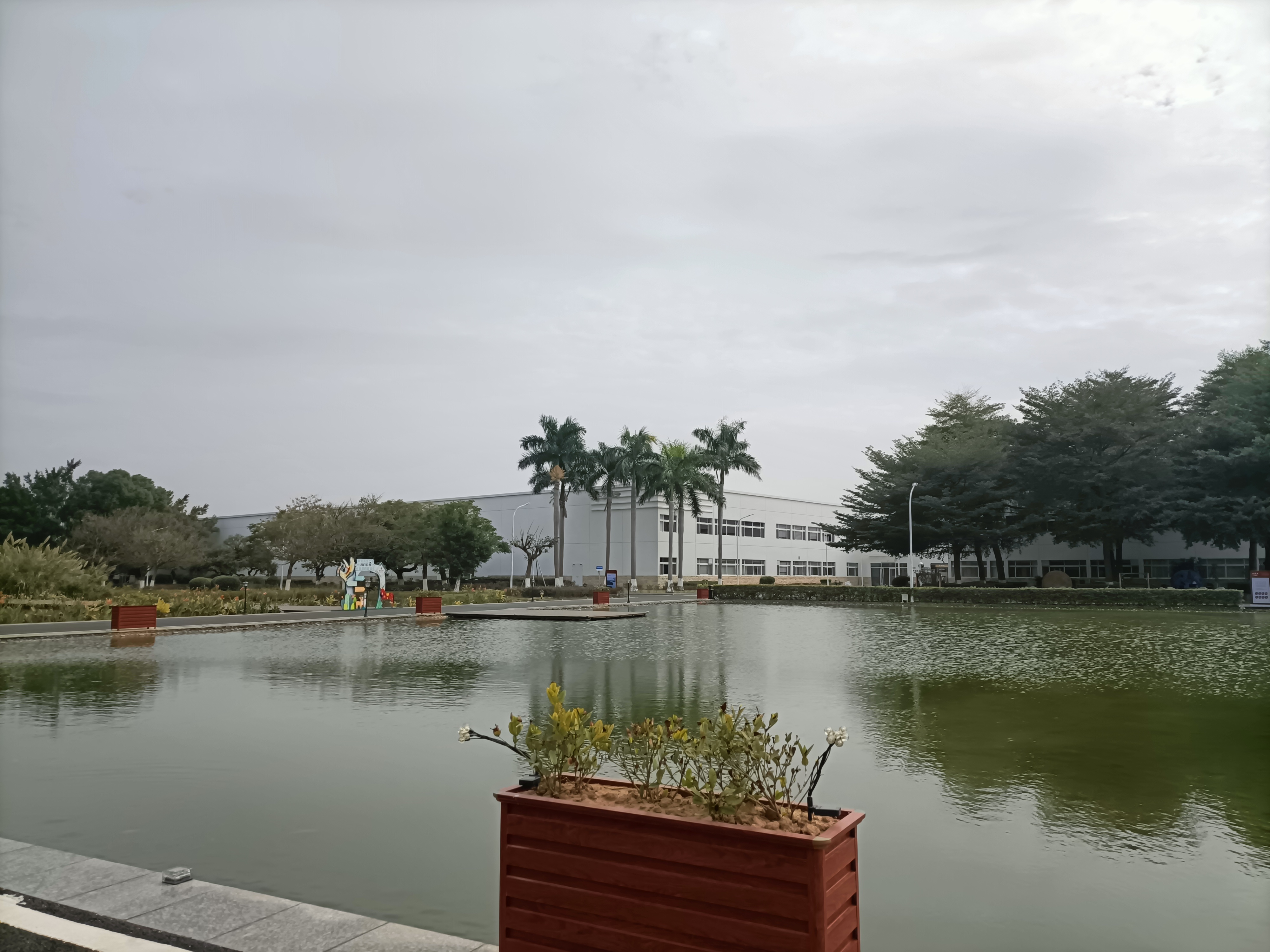 農夫山泉河源市生產基地